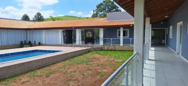 Fazenda / Sítio / Chácara com 3 Quartos à venda, 370m² no Chácara Marambaia, Caçapava