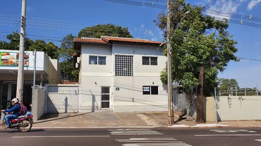Conjunto Comercial / Sala com 7 Quartos para venda ou aluguel, 250m² no Centro, Campo Grande