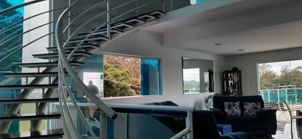 Sobrado com 5 Quartos à venda, 380m² no Centro, Águas de São Pedro