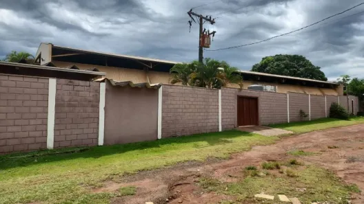 Fazenda / Sítio / Chácara com 3 Quartos para alugar, 800m² no Jardim Diva Tarlá de Carvalho, Ribeirão Preto