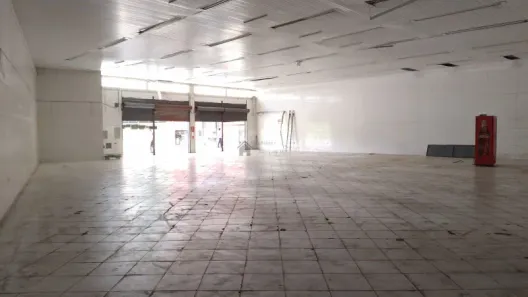 Galpão / Depósito / Armazém à venda, 1400m² no Santa Marta, Ribeirão das Neves