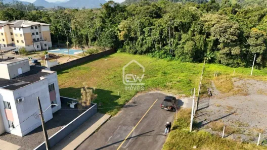 Galpão / Depósito / Armazém com 1 Quarto à venda, 2036m² no Nereu Ramos, Jaraguá do Sul