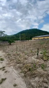 Fazenda / Sítio / Chácara com 2 Quartos à venda, 31000m² no , Tanguá
