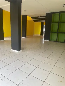 Loja / Salão / Ponto Comercial com 1 Quarto para alugar, 227m² no Centro, Araras