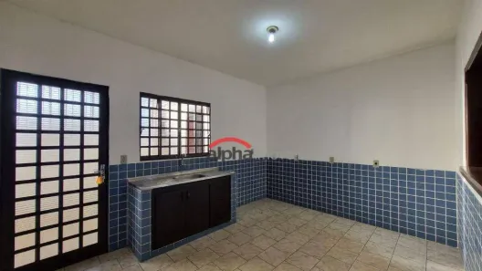 Casa com 2 Quartos para alugar, 70m² no Vila Menuzzo, Sumaré