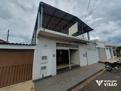 Galpão / Depósito / Armazém à venda, 424m² no Nossa Senhora da Abadia, Uberaba