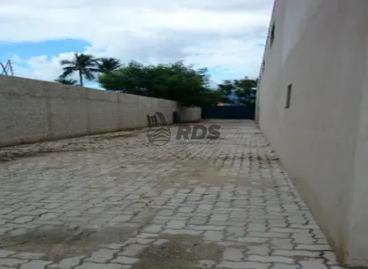 Galpão / Depósito / Armazém à venda, 600m² no Portal da Olaria, São Sebastião