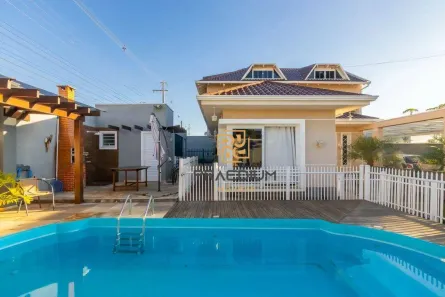 Sobrado com 4 Quartos à venda, 364m² no Vila Juliana, Piraquara