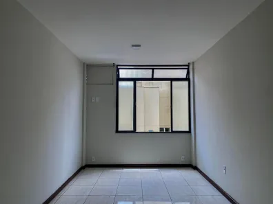 Kitnet com 1 Quarto à venda, 37m² no São Mateus, Juiz de Fora
