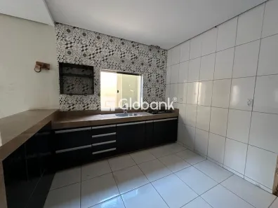 Casa com 3 Quartos para alugar, 120m² no Vila Sion, Montes Claros