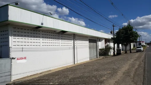 Galpão / Depósito / Armazém para alugar, 192m² no Nova Brasília, Campina Grande