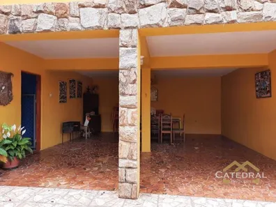 Fazenda / Sítio / Chácara com 5 Quartos à venda, 250m² no Monterrey, Louveira