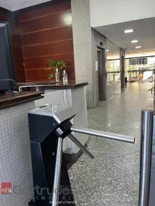 Conjunto Comercial / Sala para alugar, 30m² no Enseada do Suá, Vitória