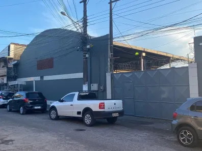 Galpão / Depósito / Armazém à venda, 700m² no Guanabara, Ananindeua