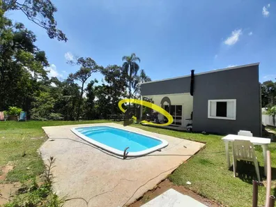 Fazenda / Sítio / Chácara com 3 Quartos para venda ou aluguel, 180m² no Jardim Nossa Senhora das Graças, Cotia