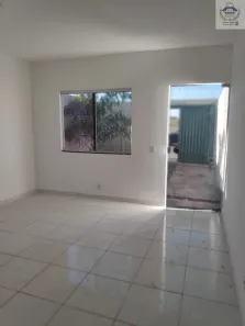 Casa com 2 Quartos para alugar, 61m² no Setor Solange, Trindade