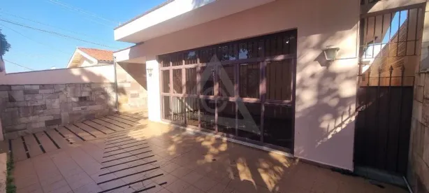Prédio Inteiro com 4 Quartos para venda ou aluguel, 274m² no Jardim Chapadão, Campinas