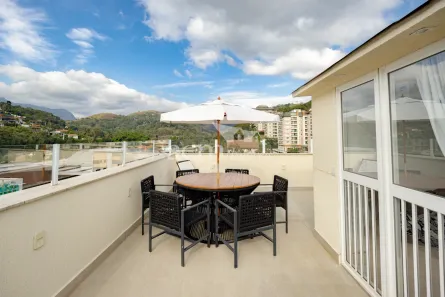 Cobertura com 2 Quartos à venda, 110m² no Itaipava, Petrópolis