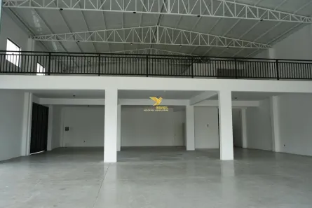 Galpão / Depósito / Armazém para alugar, 582m² no Santa Regina, Camboriú