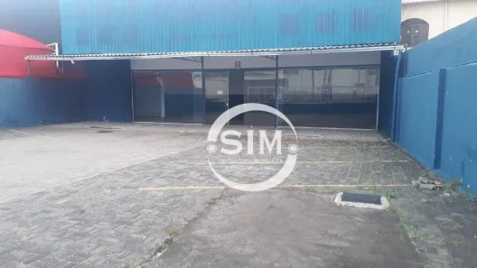 Galpão / Depósito / Armazém para alugar, 150m² no Praia do Siqueira, Cabo Frio
