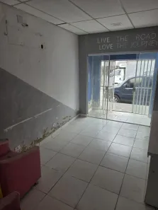 Loja / Salão / Ponto Comercial para alugar, 120m² no Nova Piam, Belford Roxo
