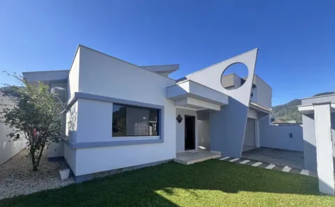 Casa com 3 Quartos à venda, 196m² no Rio Hern, Schroeder