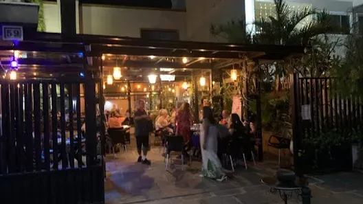 Casa Comercial com 3 Quartos para venda ou aluguel, 200m² no Nova São Pedro, São Pedro da Aldeia