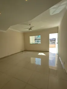 Casa com 3 Quartos para alugar, 170m² no Lagoa Santa, Governador Valadares