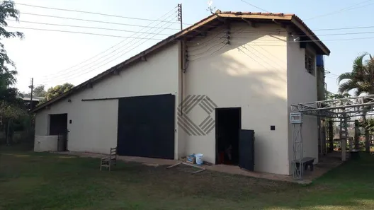 Fazenda / Sítio / Chácara com 3 Quartos à venda, 1750m² no Jundiaquara, Araçoiaba da Serra