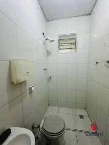 Galpão / Depósito / Armazém para alugar, 275m² no Jardim Independência, Taubaté