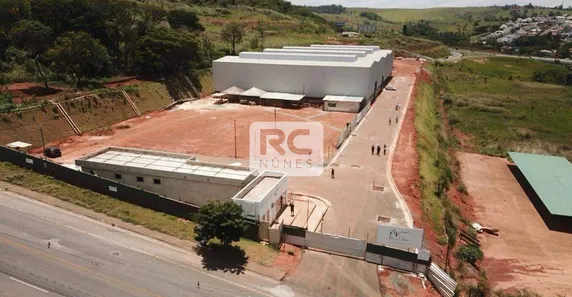 Galpão / Depósito / Armazém para alugar, 1828m² no Santa Clara B, Vespasiano