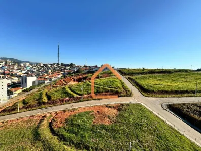 Terreno / Lote / Condomínio à venda, 200m² no Boa Vista, Pouso Alegre