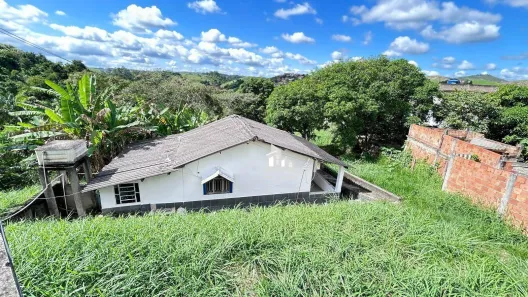 Fazenda / Sítio / Chácara com 2 Quartos à venda, 82m² no Assunção, Barra Mansa