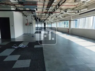 Conjunto Comercial / Sala para alugar, 350m² no Vila Olímpia, São Paulo