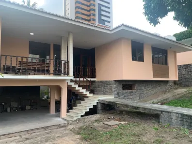 Casa com 5 Quartos para alugar, 400m² no Bela Vista, Campina Grande