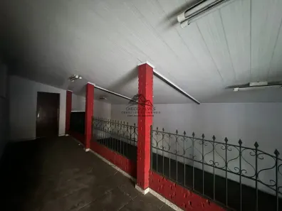 Loja / Salão / Ponto Comercial com 4 Quartos à venda, 300m² no Centro, Betim