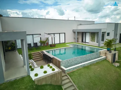 Casa de Condomínio com 4 Quartos à venda, 450m² no , 