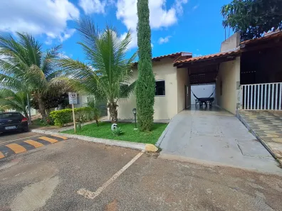 Casa de Condomínio com 2 Quartos à venda, 175m² no Mansões Águas Quentes, Caldas Novas