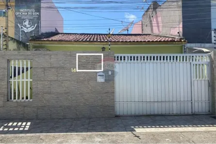 Casa com 4 Quartos à venda, 138m² no Grageru, Aracaju