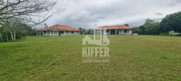 Fazenda / Sítio / Chácara com 4 Quartos à venda, 300m² no Boa Esperança, Rio Bonito