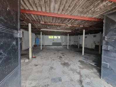 Galpão / Depósito / Armazém para alugar, 200m² no Gradim, São Gonçalo