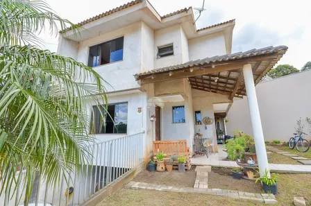 Sobrado com 3 Quartos à venda, 106m² no Centro, Colombo