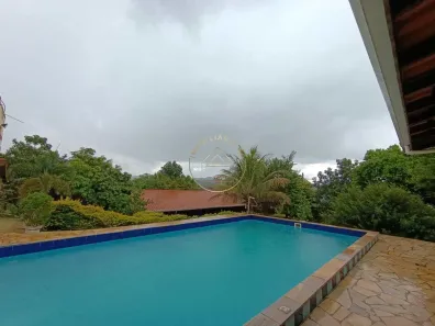 Fazenda / Sítio / Chácara com 3 Quartos à venda, 1077m² no , Mairinque