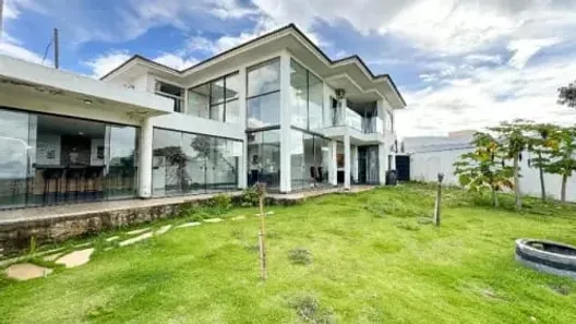 Casa de Condomínio com 5 Quartos à venda, 690m² no Região dos Lagos, Brasília