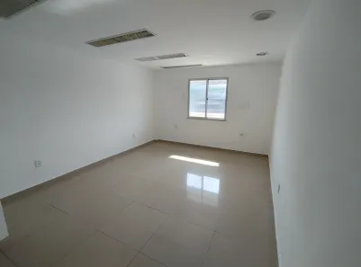 Conjunto Comercial / Sala para alugar, 25m² no Centro, Duque de Caxias