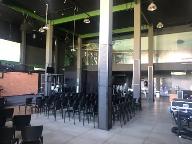 Prédio Inteiro com 1 Quarto para alugar, 1950m² no Alphaville I, Salvador