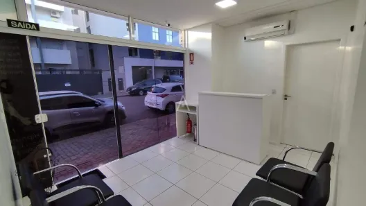 Conjunto Comercial / Sala para alugar, 80m² no Tocantins, Toledo