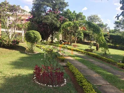 Fazenda / Sítio / Chácara com 3 Quartos à venda, 250m² no Condomínio Portal das Hortências, Atibaia