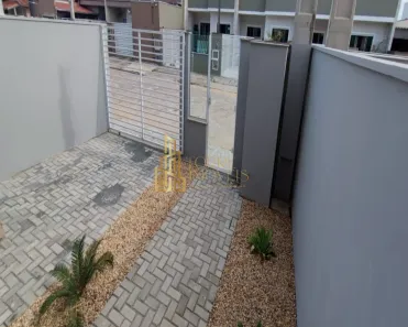 Sobrado com 3 Quartos à venda, 100m² no Meia Praia, Navegantes
