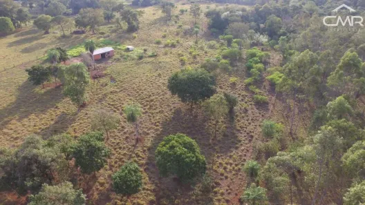Fazenda / Sítio / Chácara com 2 Quartos à venda, 100m² no Zona Rural, Guia Lopes da Laguna
